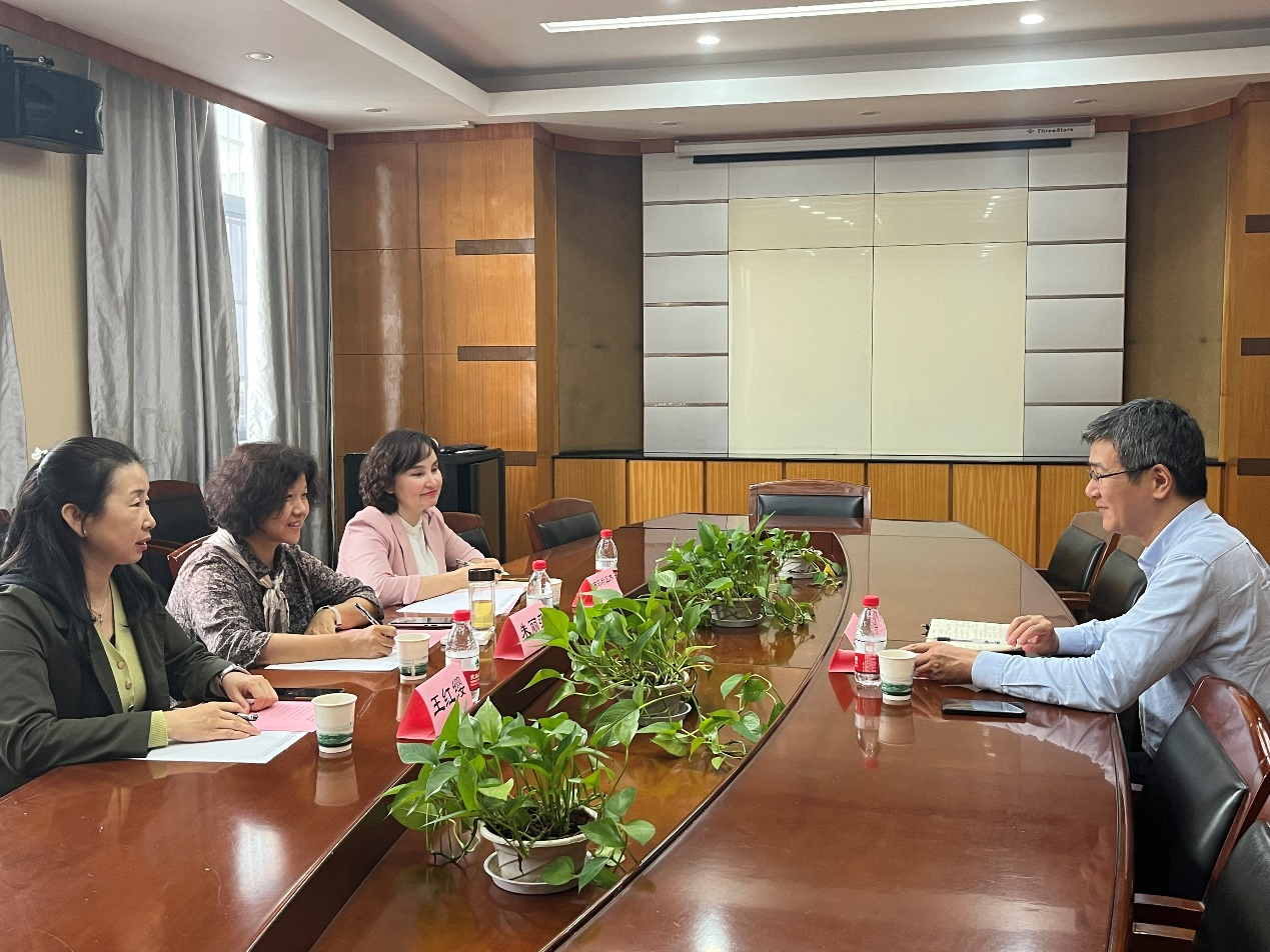 新疆大学永利集团304官网来访